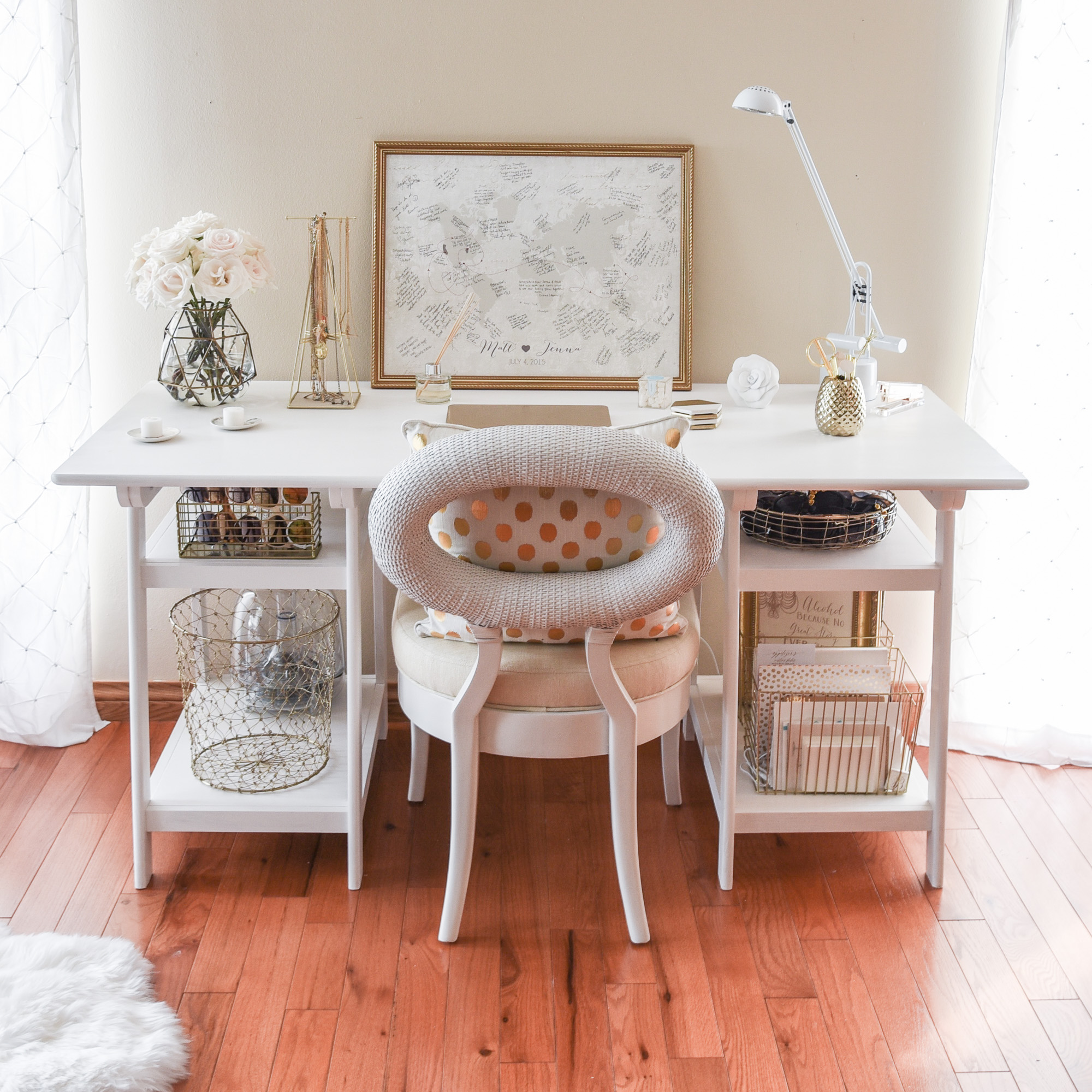 how to style your desk 