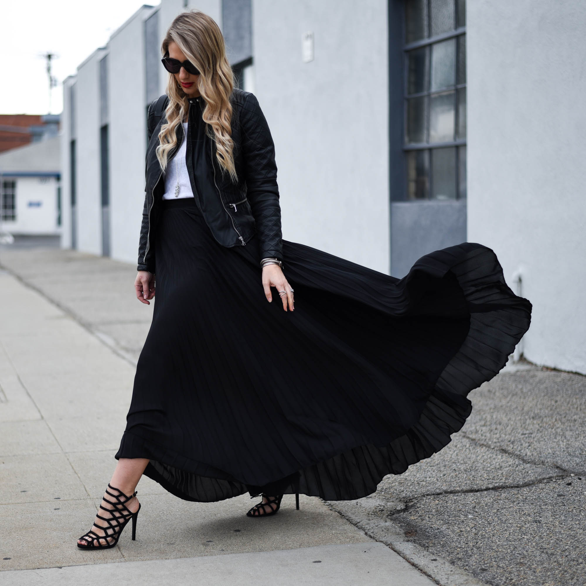Visions of Vogue - Pleated Leather 9 - 5 Date Night Outfits He Wants You to Wear by Chicago style blogger Visions of Vogue