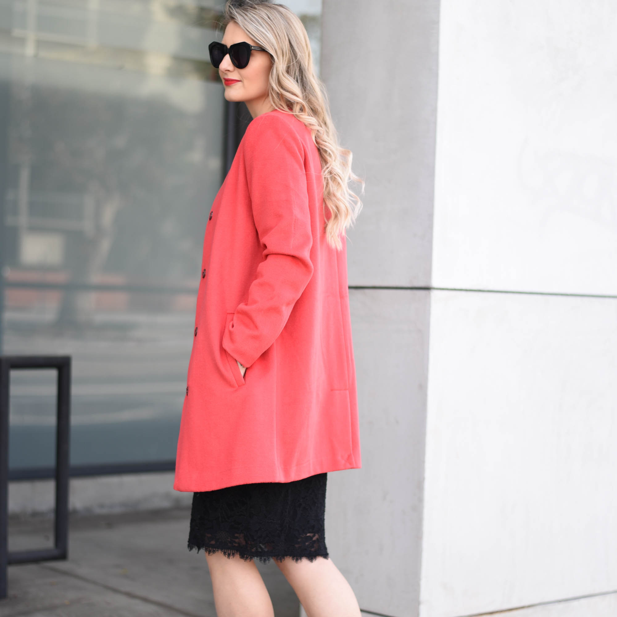 the perfect red coat 