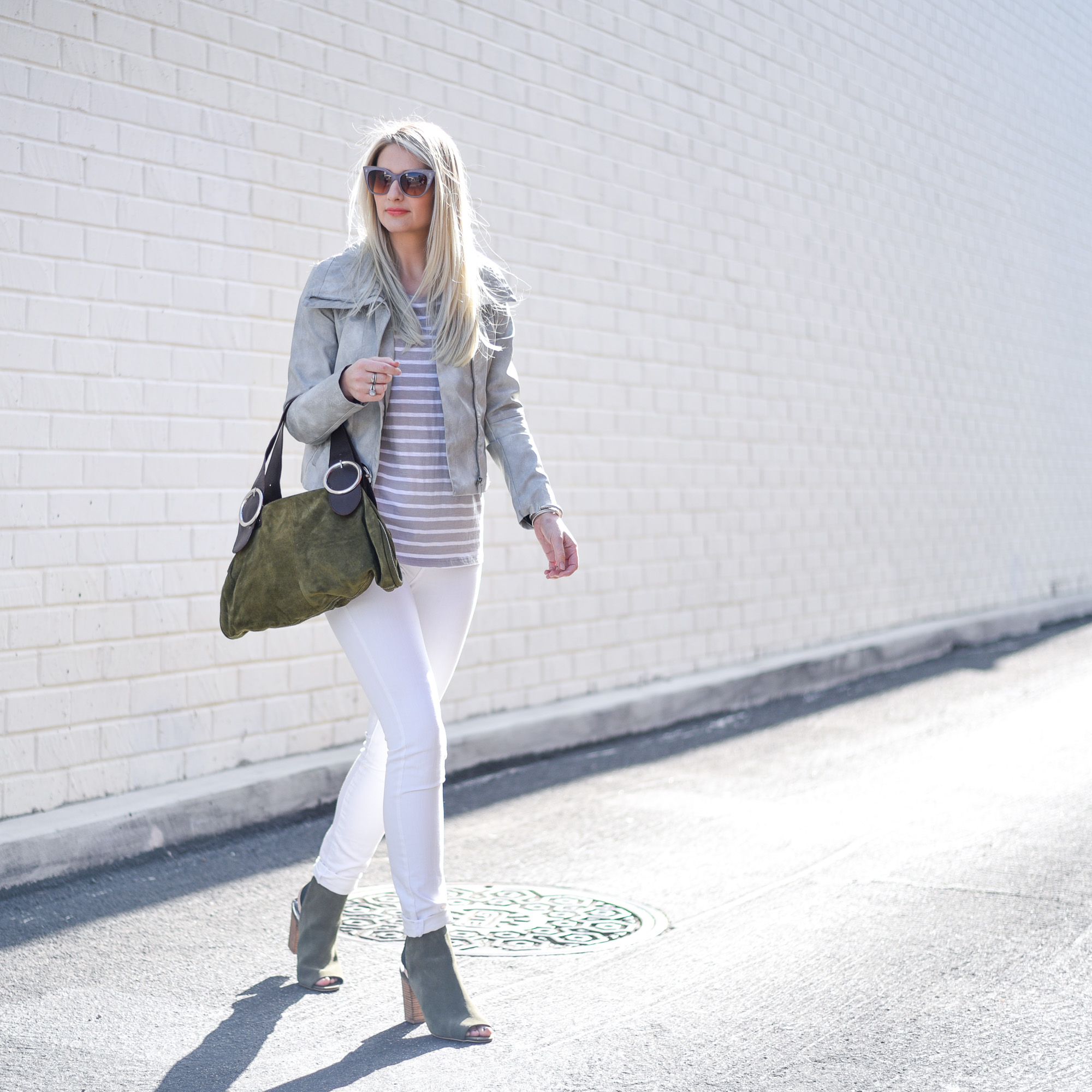 a casual but edgy look in white and grey 