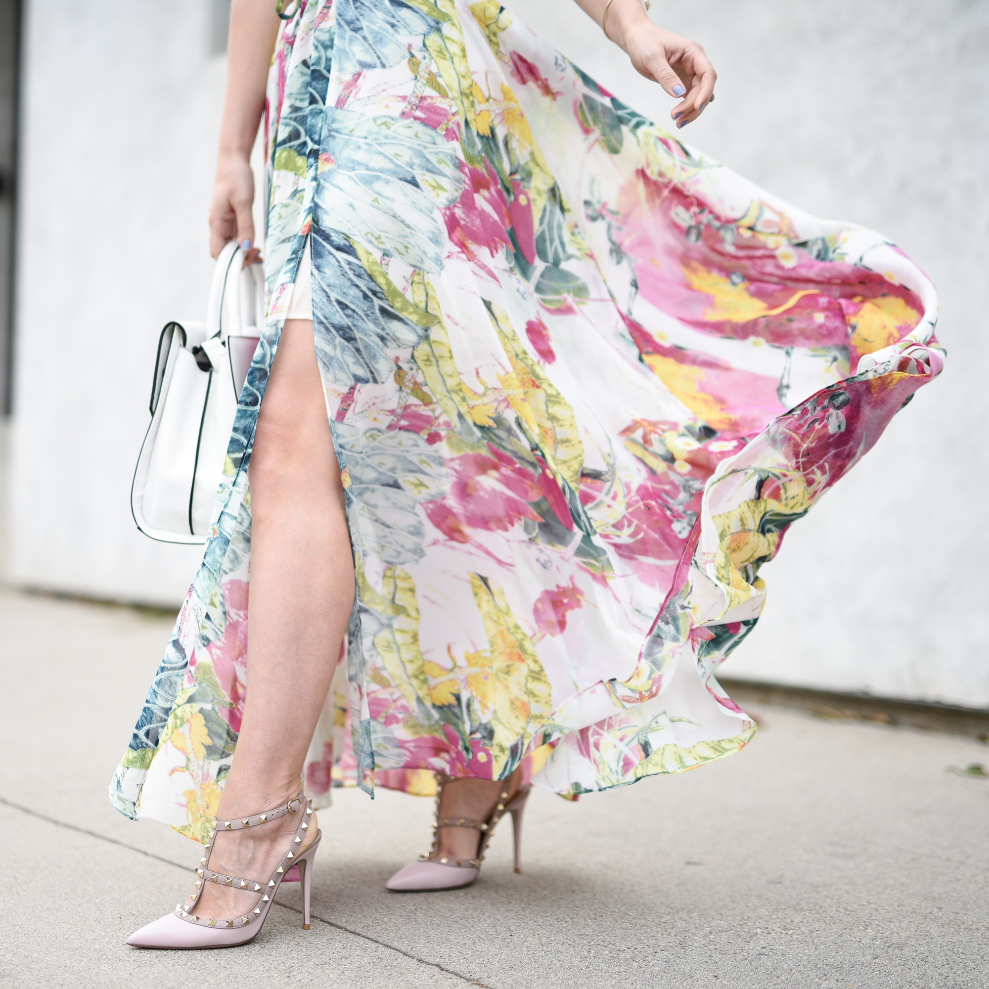 Blush pink Valentino Rockstud pumps