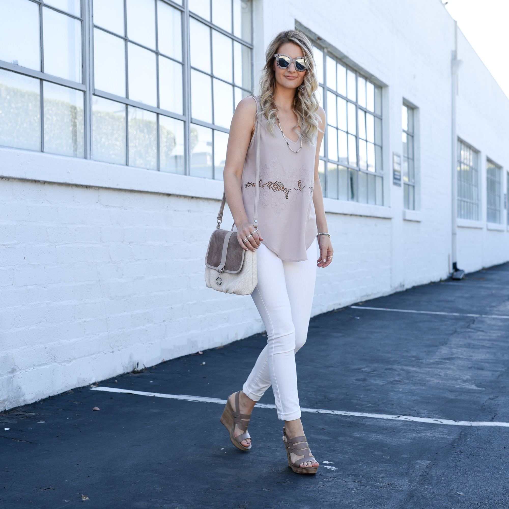 Neutral colored outfit great for the weekend. 