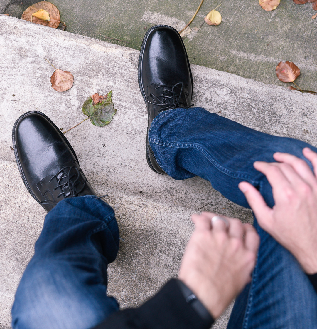 Black patent leather shoes for men that are comfortable. 