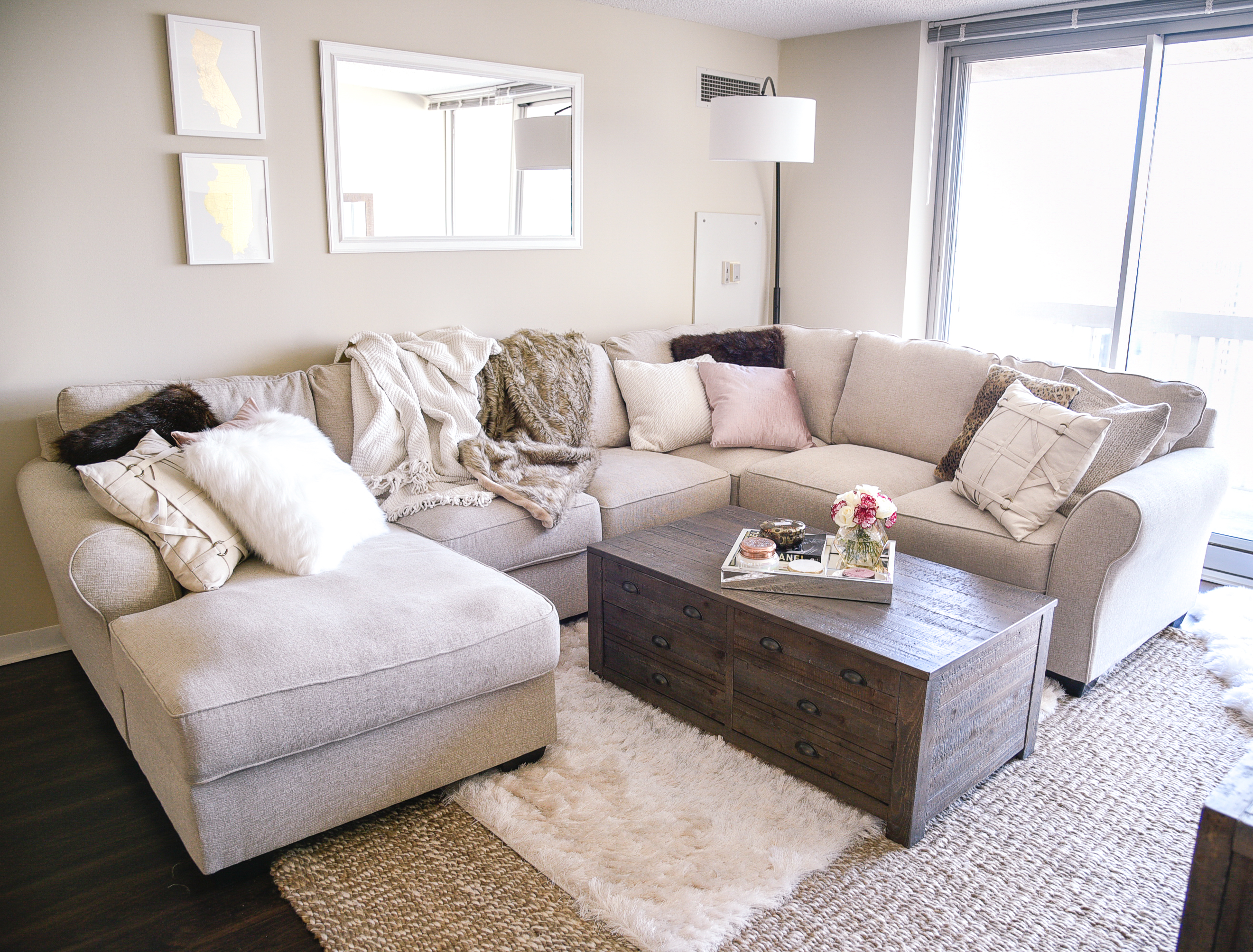 Fall Refresh A Living Room With Ashley Homestore Visions Of Vogue