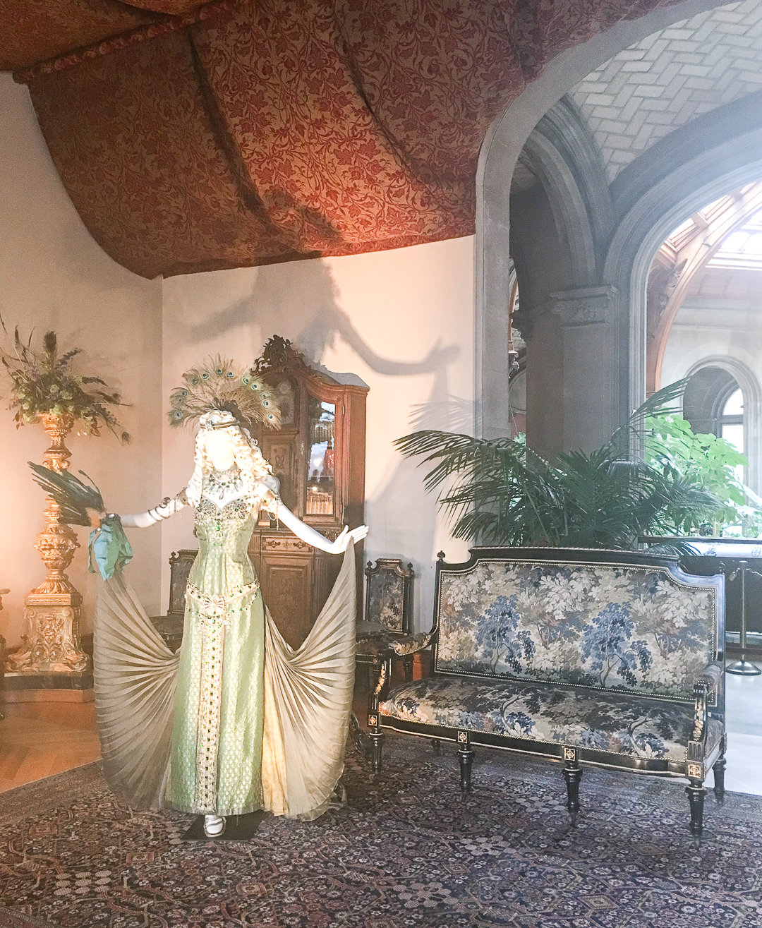 Fashion from the classic movies designed at the Biltmore Residence. 