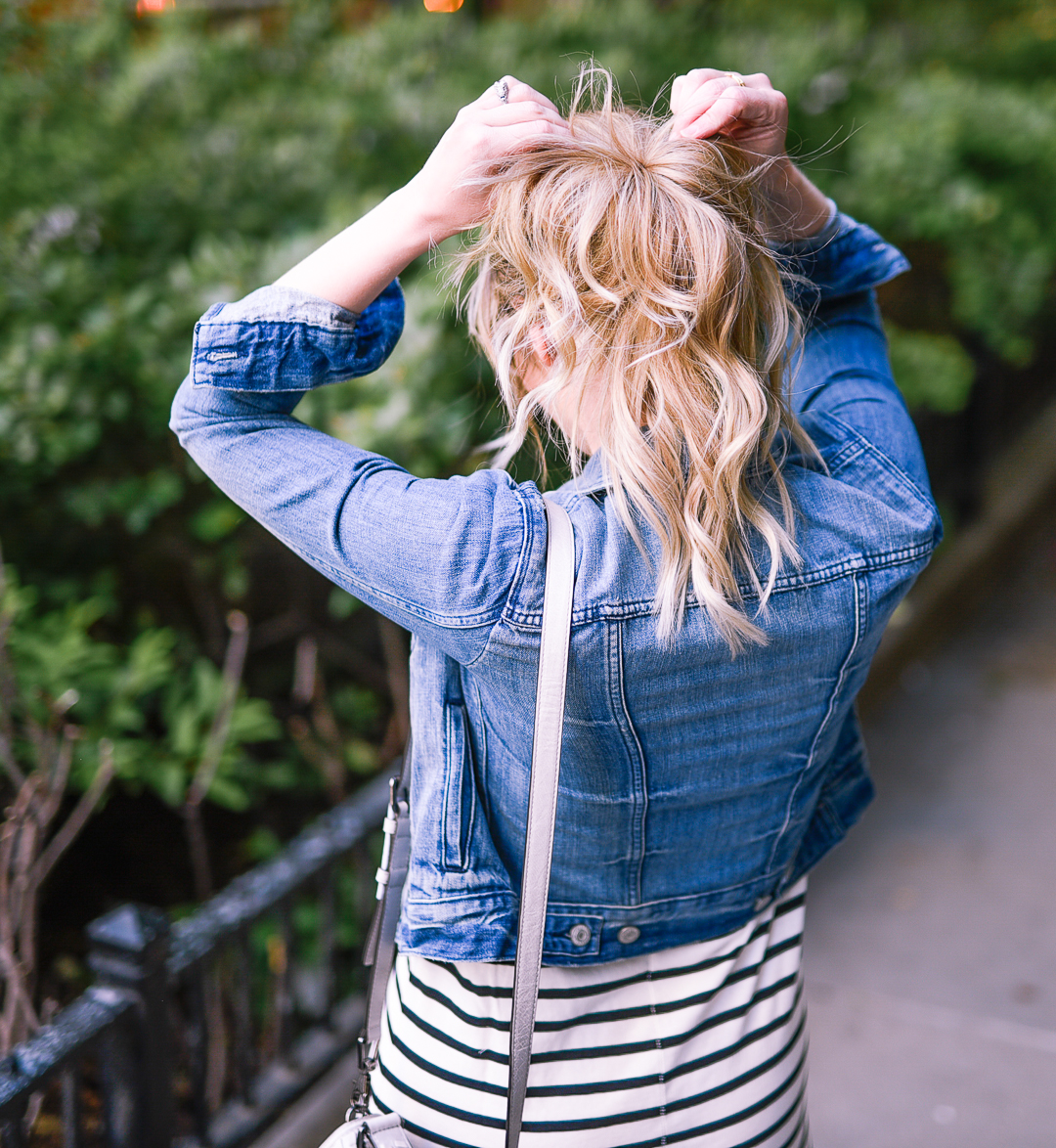 how to wear your hair in a messy pony tail