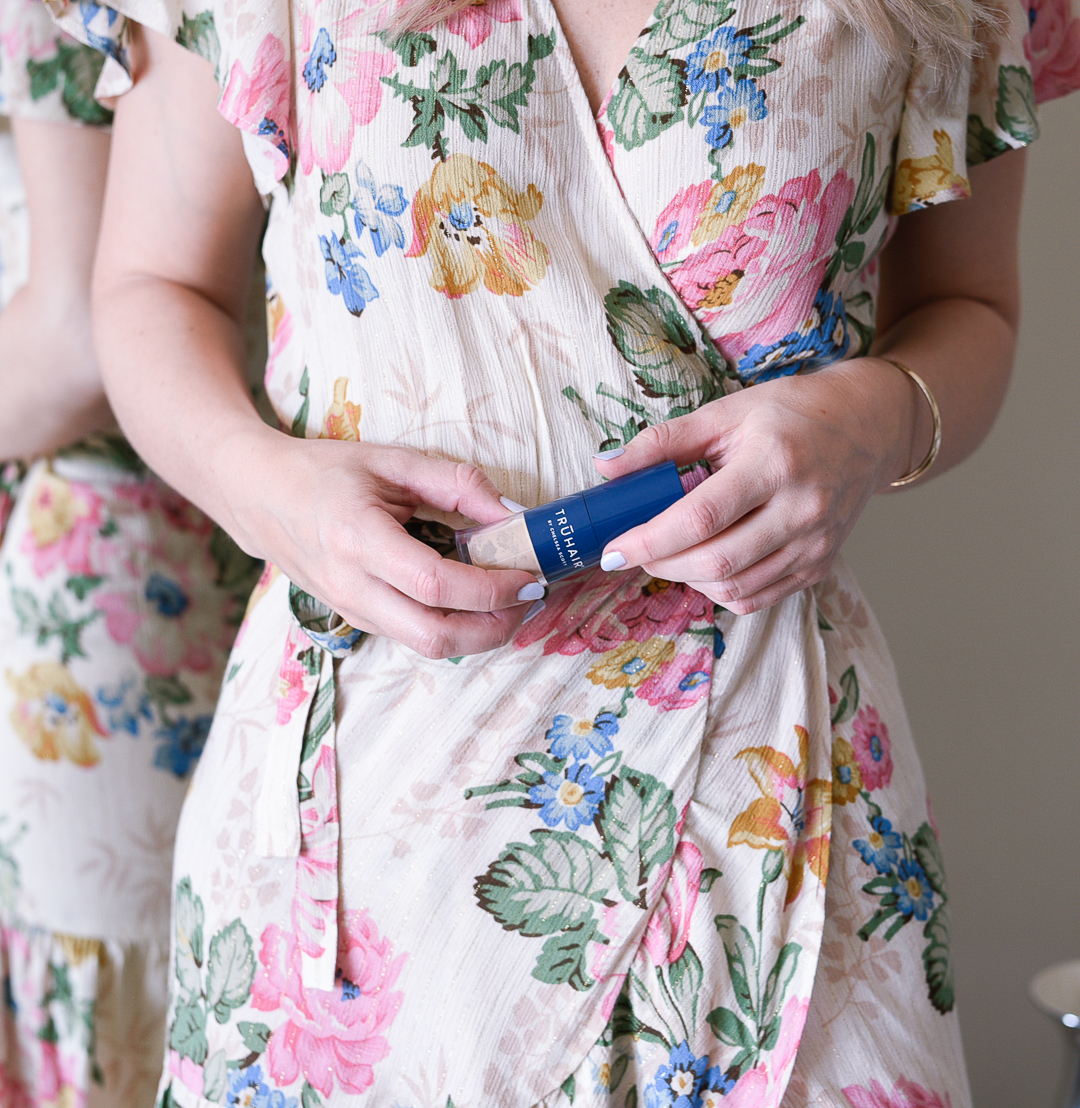 cover up your roots in your hair with this easy powder