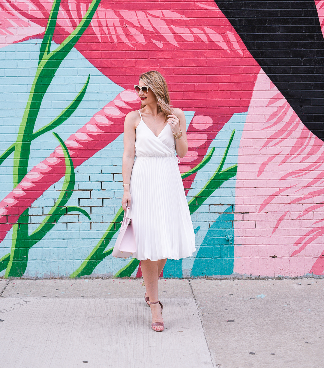how to wear a white dress during summer 