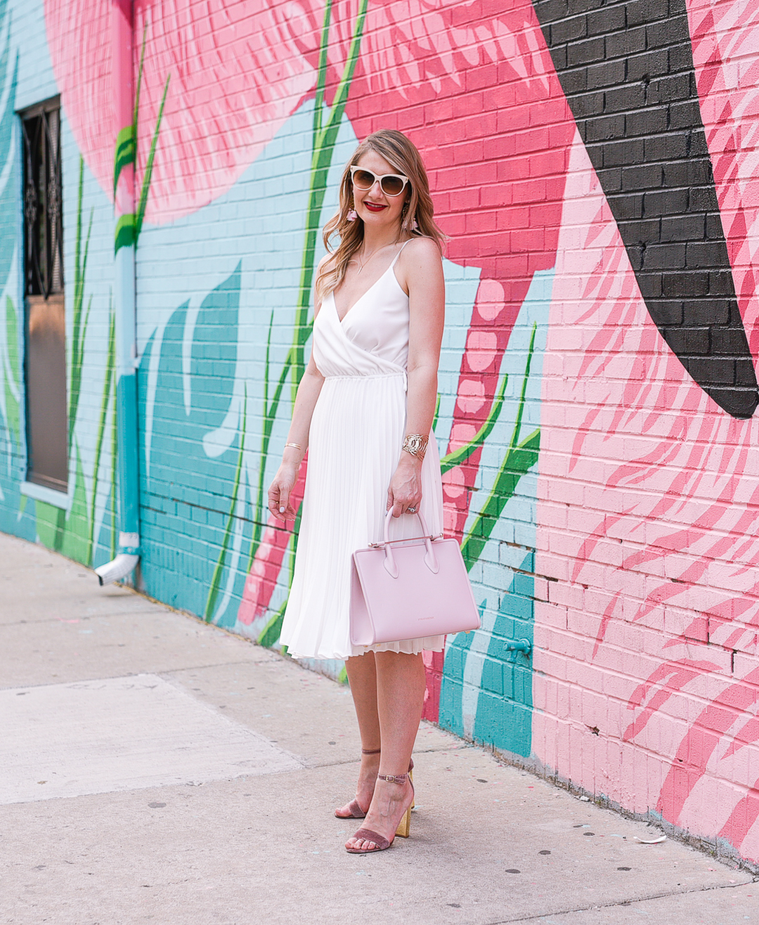 the little white dress (lwd) perfect for a bride