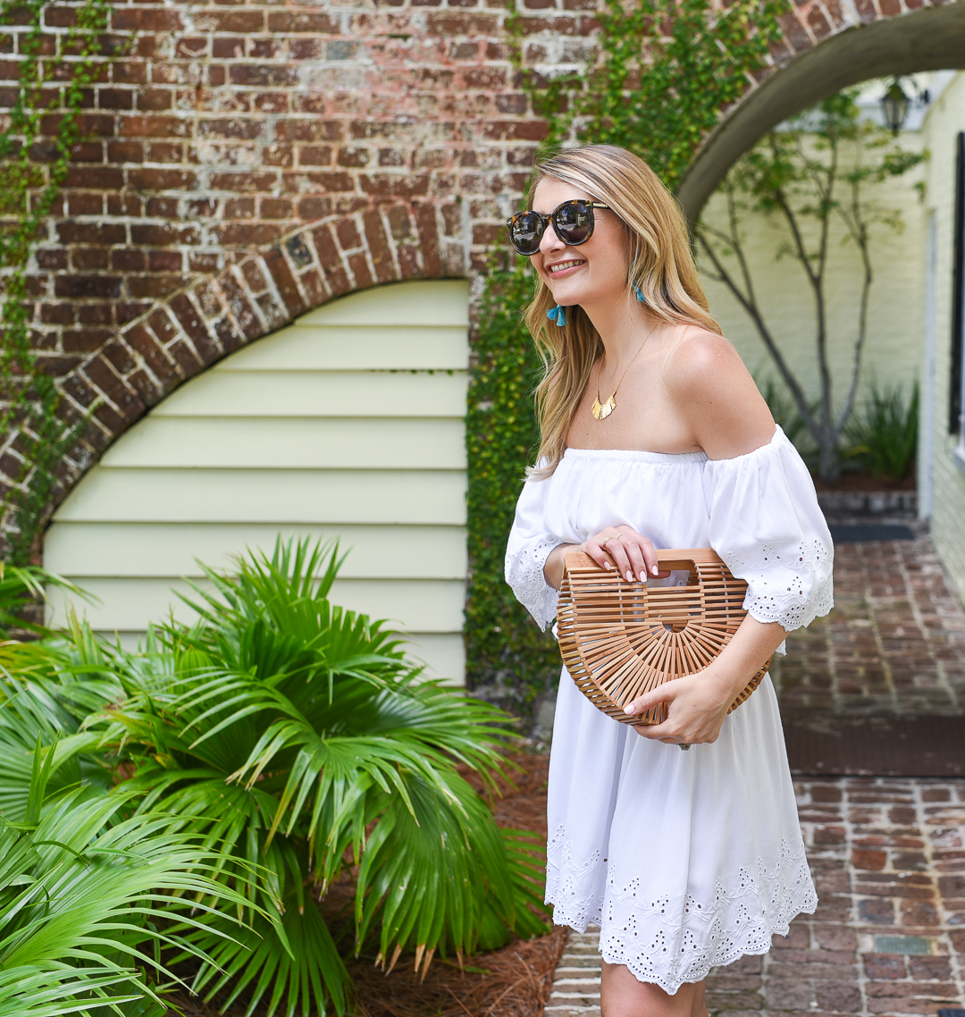 the perfect summer pool outfit 