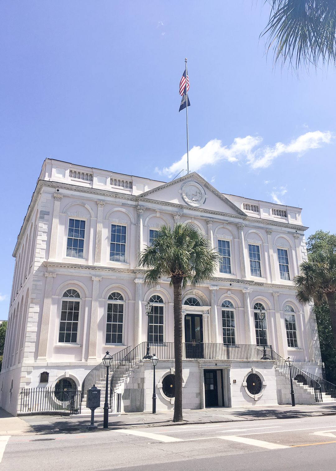 charleston city hall - historical buildings