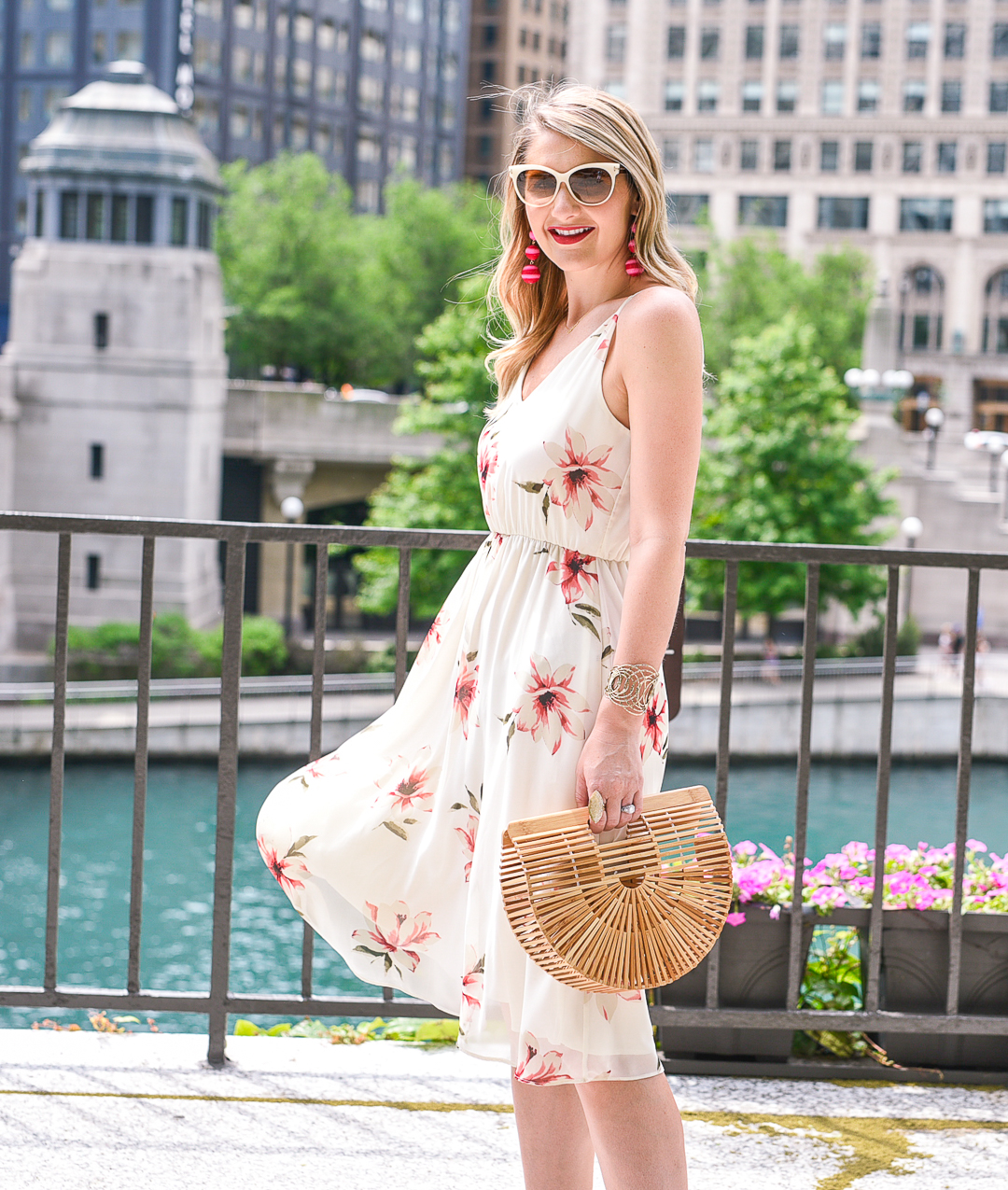 floral dress on the chicago riverwalk 