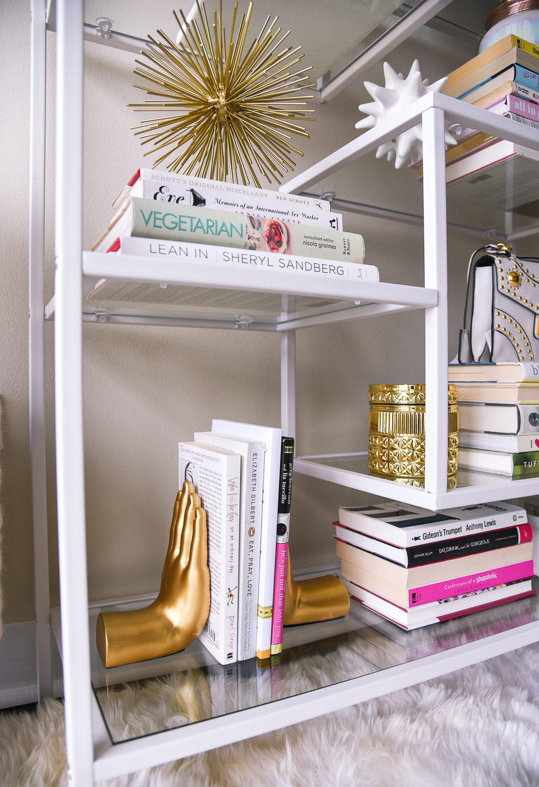 How To Style A Bookshelf Visions Of Vogue