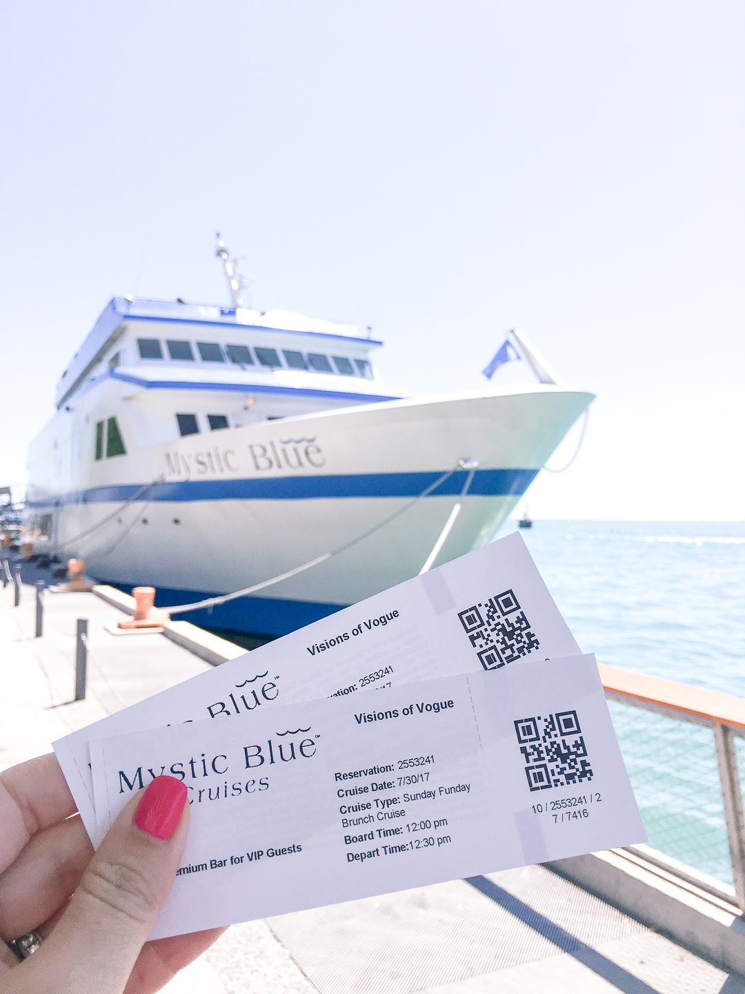 mystic blue yacht cruise chicago 