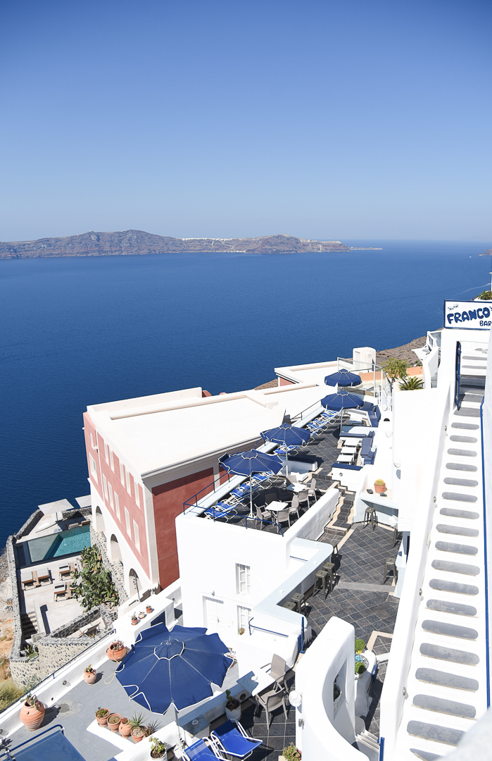 best place to watch the sunset in santorini