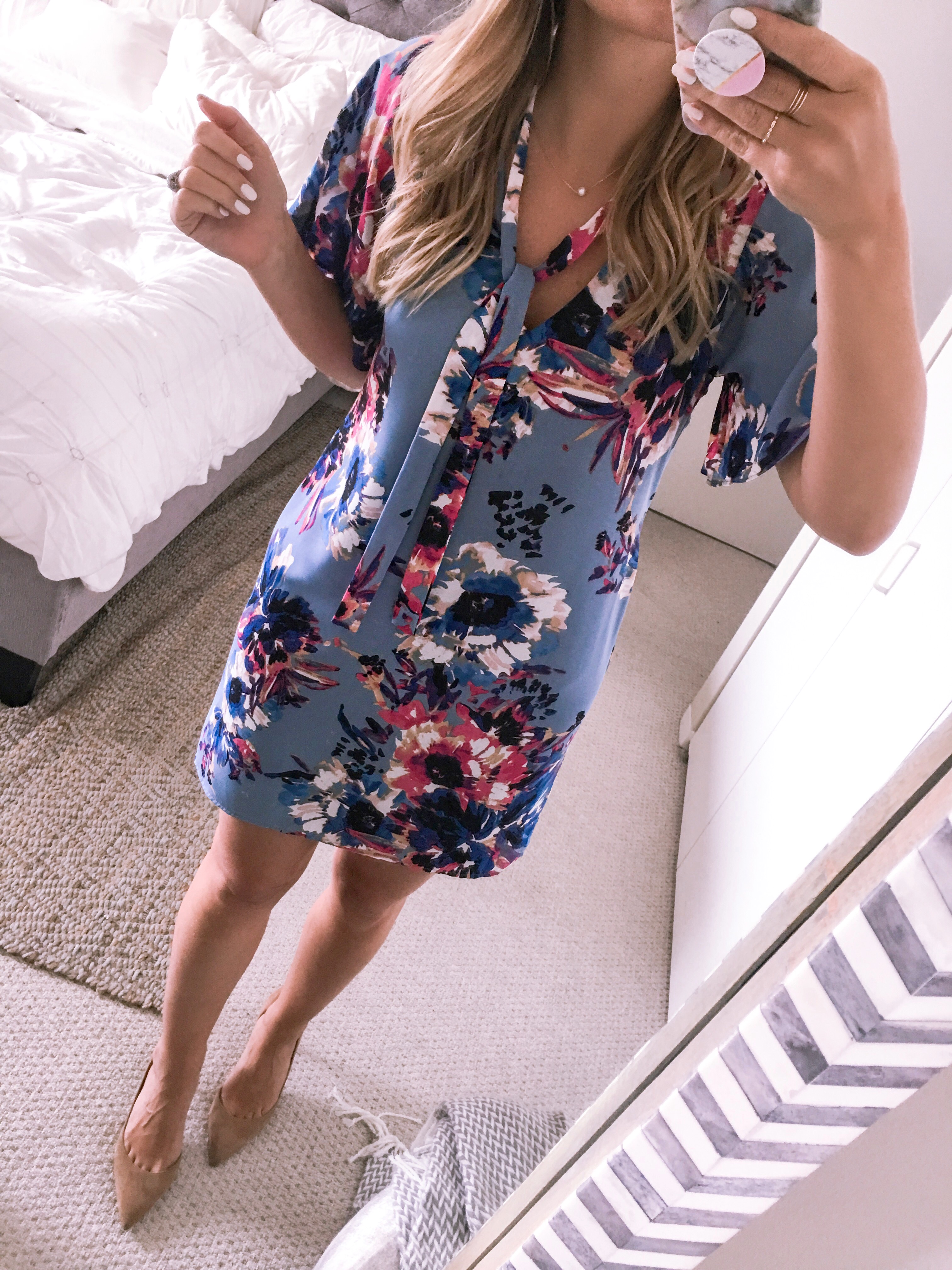 blue floral v-neck shift dress