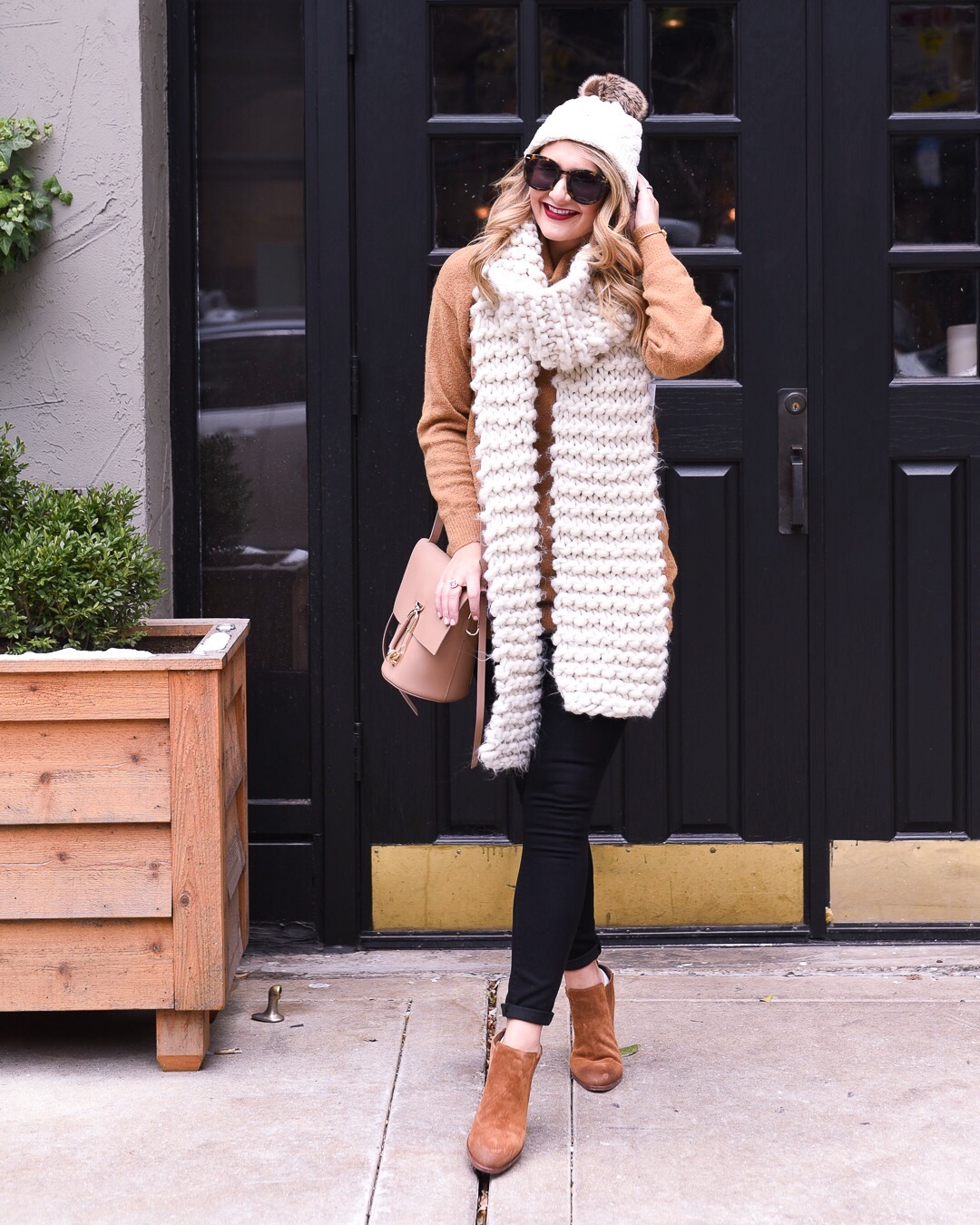 Friday Five: 5 Must Have Items to Survive Winter by Chicago fashion blogger Visions of Vogue