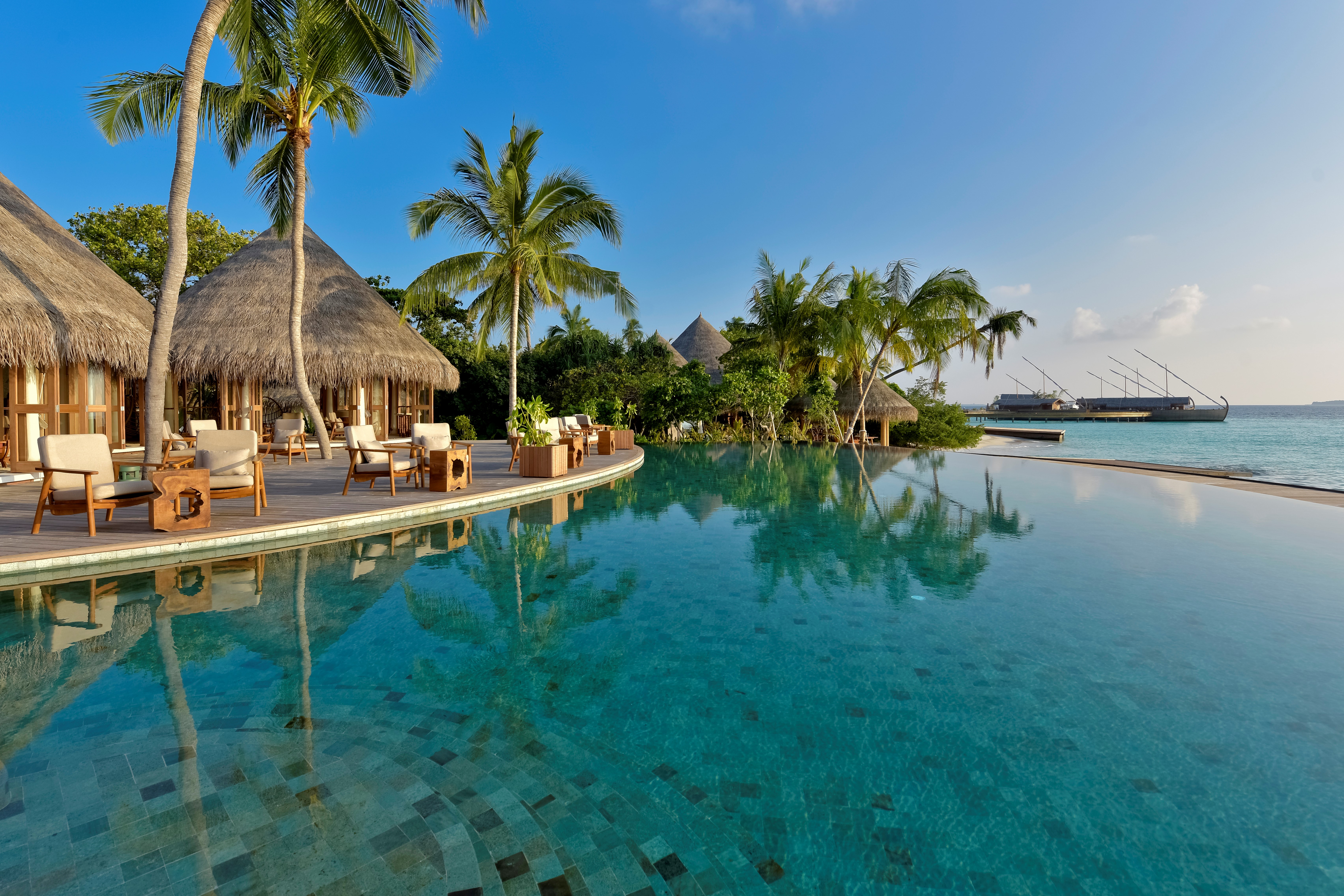 pool bar in the maldives