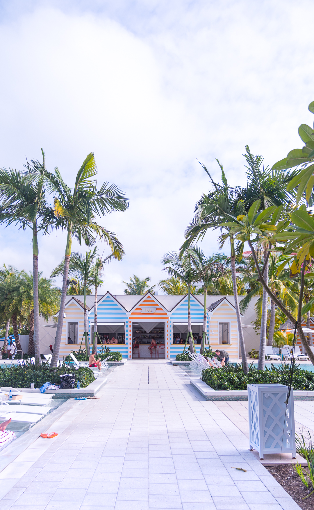 best place to stay in the bahamas - baha mar resort review in the bahamas by popular Chicago travel blogger Visions of Vogue