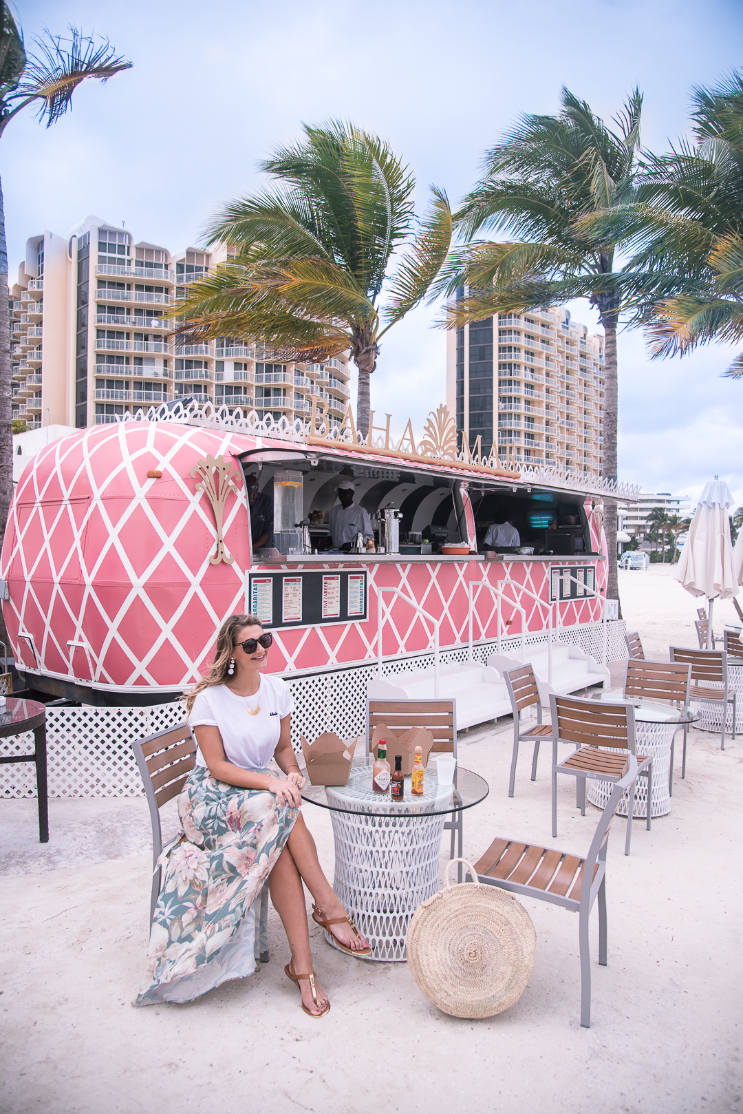 el jefe restaurant at baha mar resort in the bahamas - baha mar resort review in the bahamas by popular Chicago travel blogger Visions of Vogue