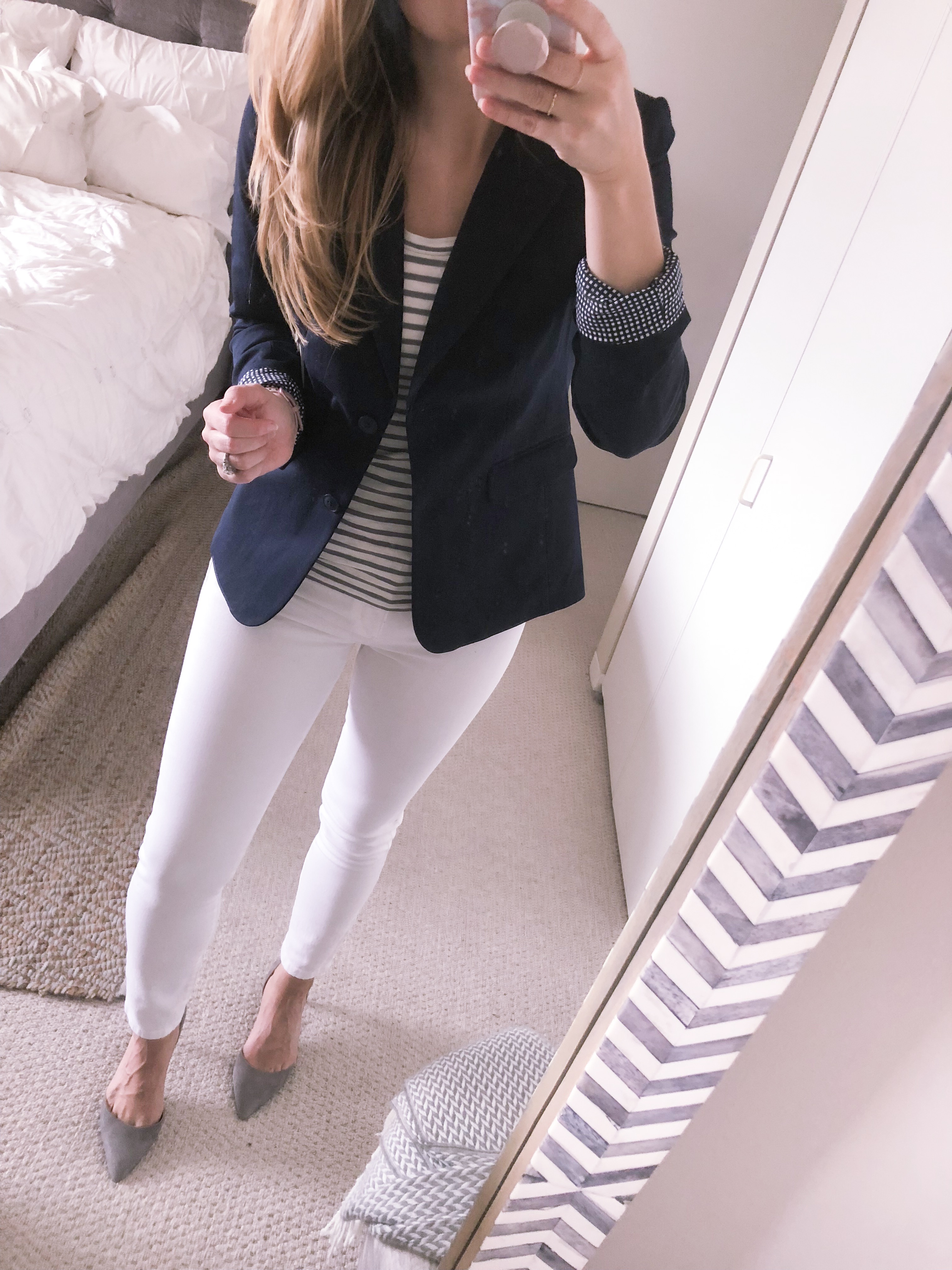 office fashion outfit of the day: navy blazer with white jeans