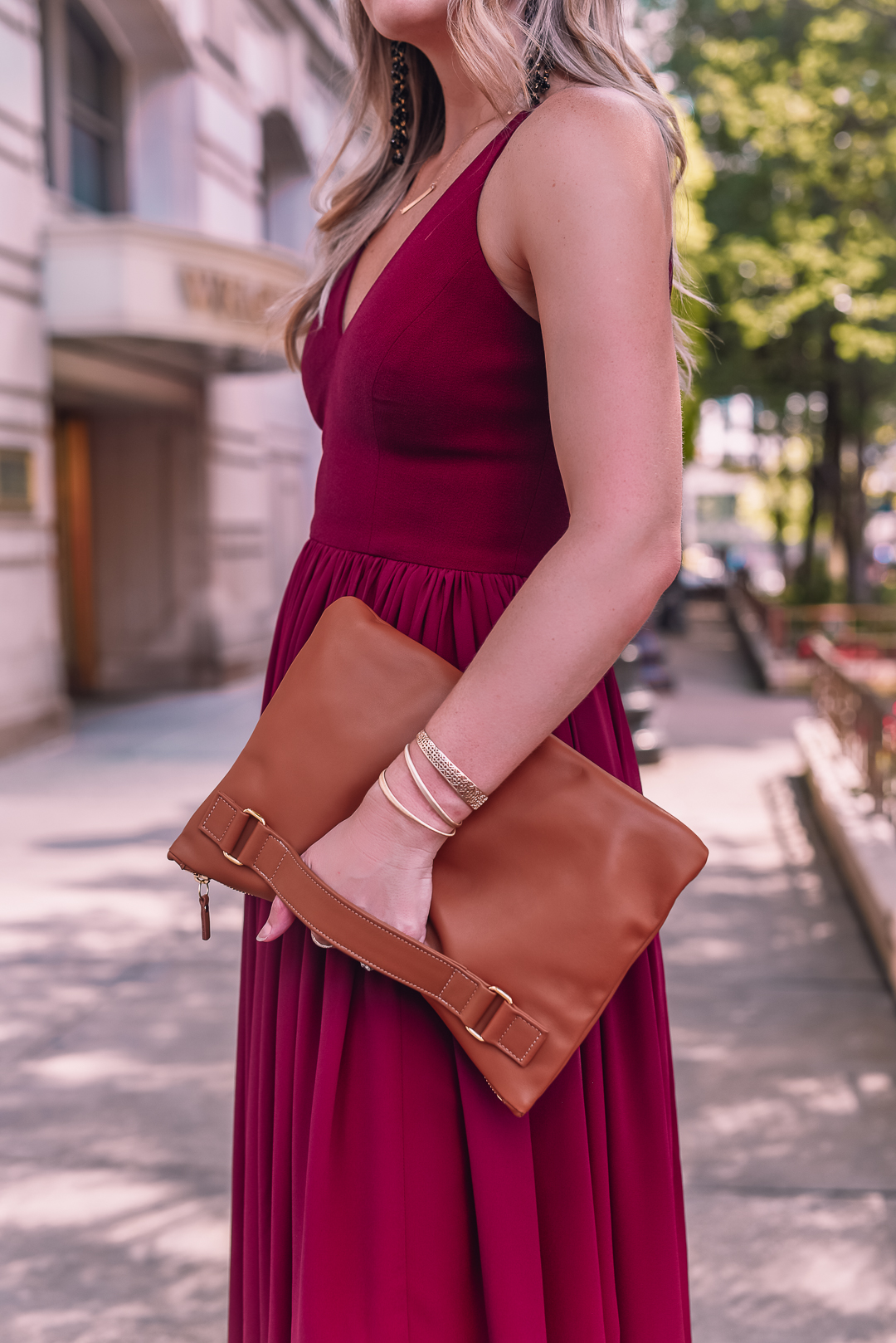 holly and tanager beige leather clutch