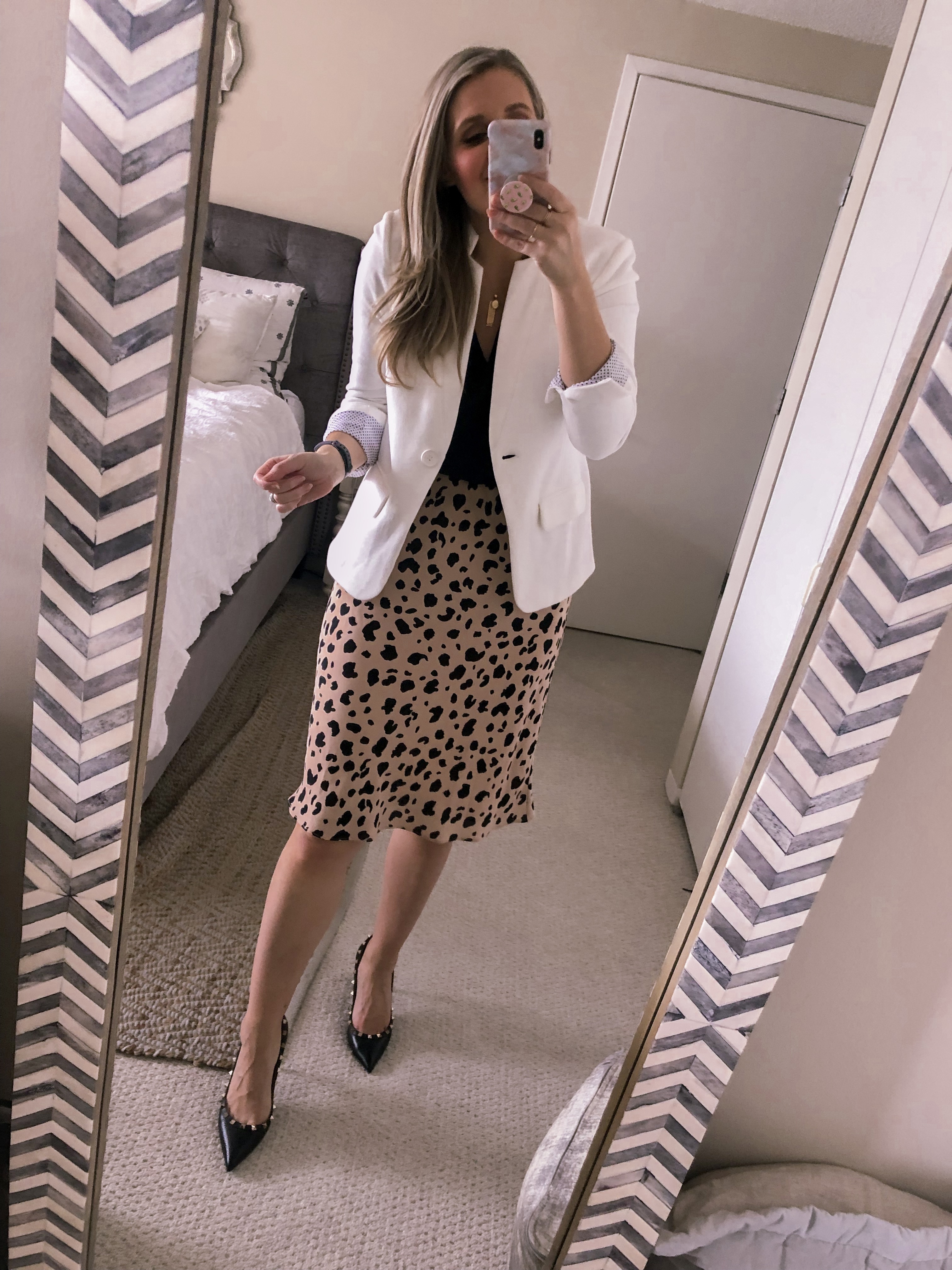white blazer for the office style 