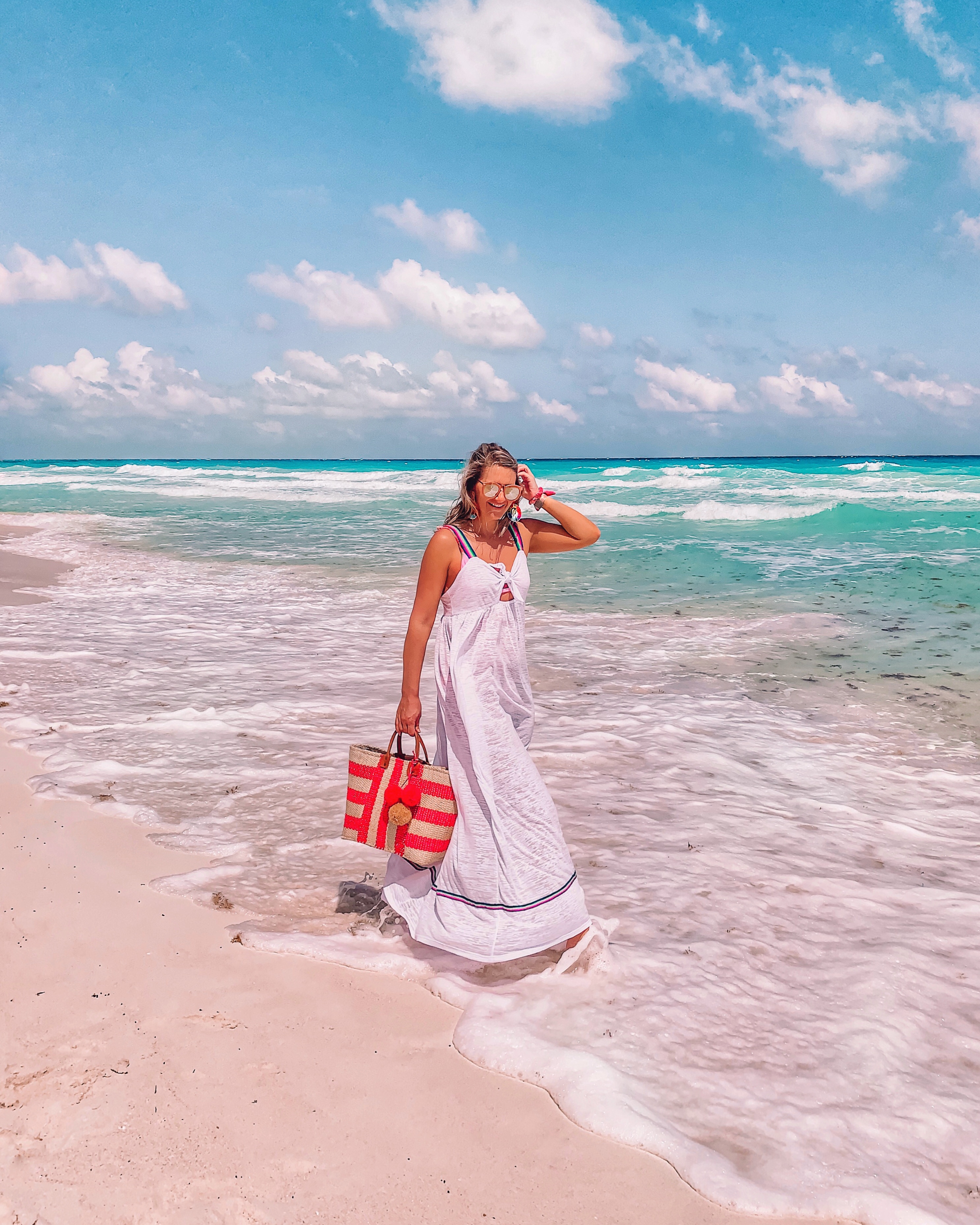 best beach coverup and beach tote