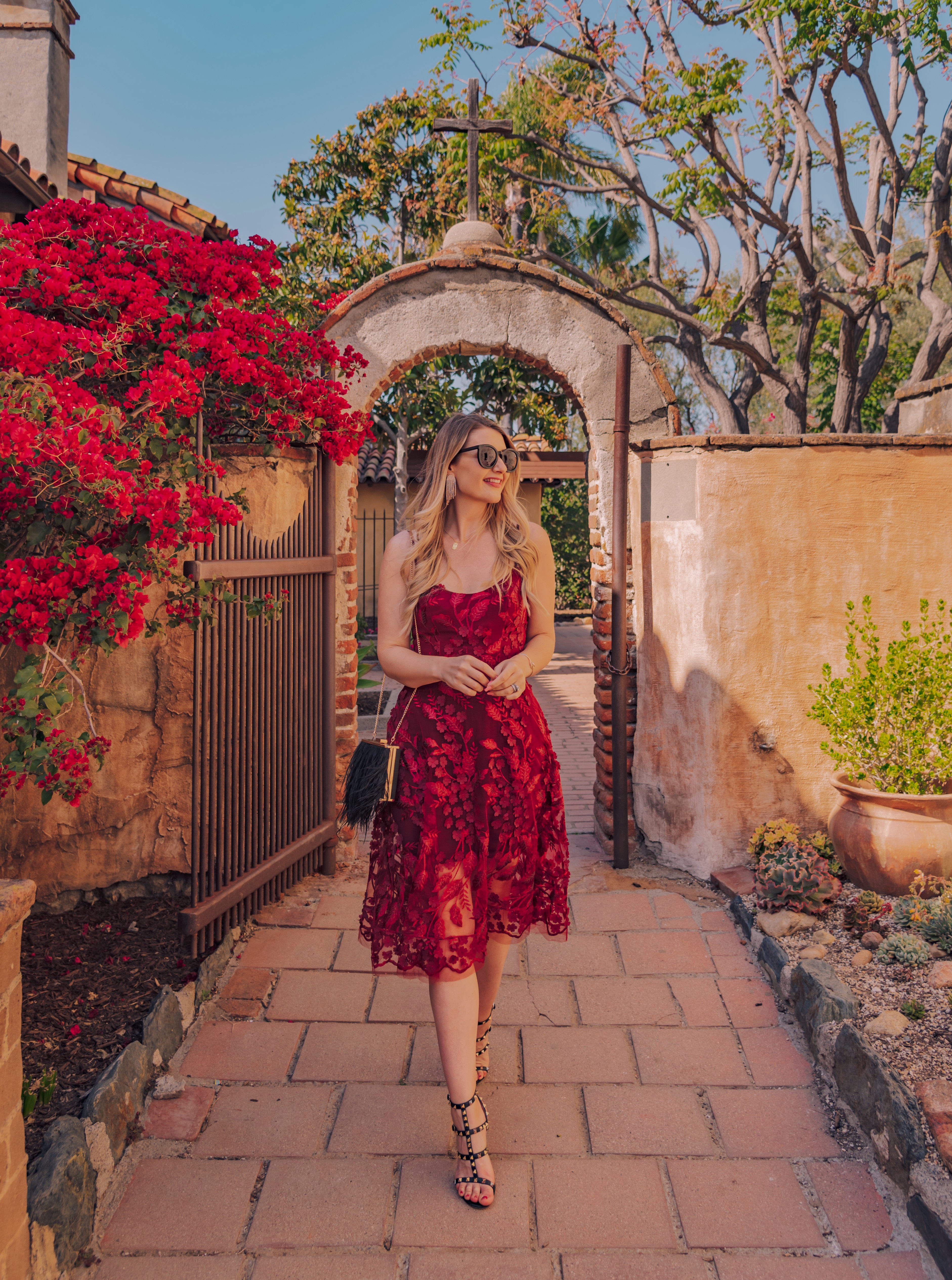 burgundy floral cocktail dress for wedding guest dress